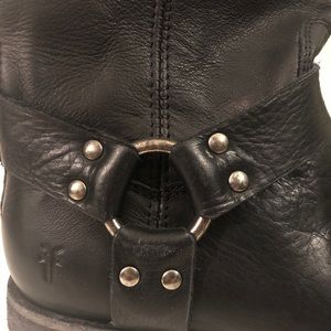 Frye Boots - Zip up back - Size 8